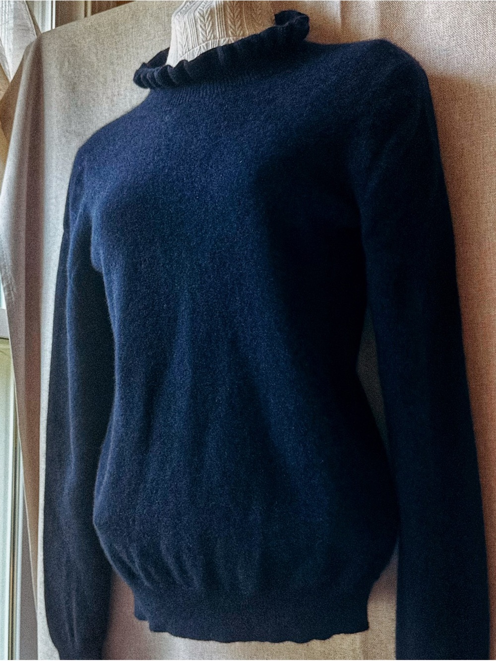 💙⚓ Sofia Cashmere 100% Cashmere Midnight Harbor Ruffle Neck Sweater ⚓ Navy